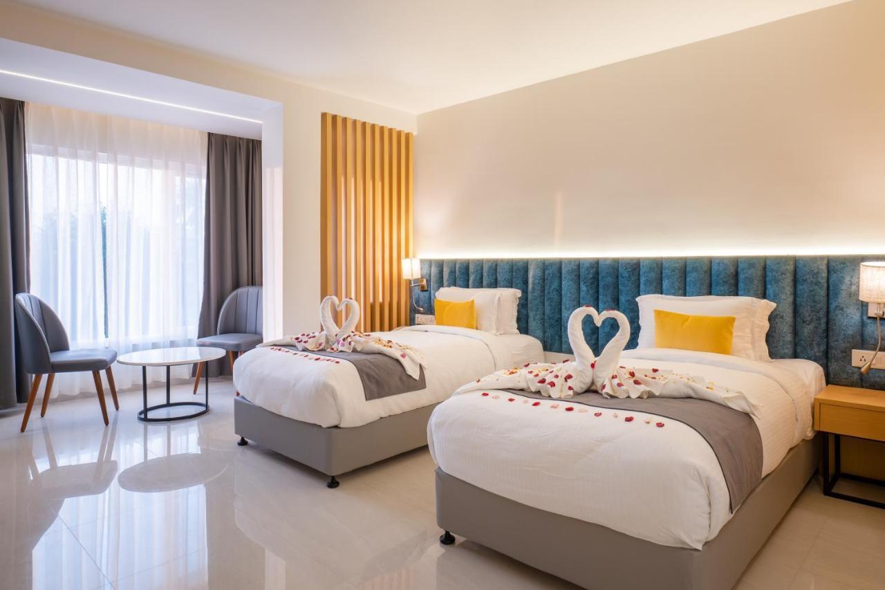 Clubway Grand A Boutique Hotel Jorhat Ngoại thất bức ảnh